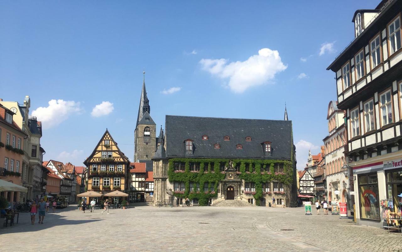 Ferienwohnungen An Der Blasiikirche Quedlinburg Bagian luar foto